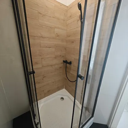 Wilcza And By Prices Center * Varsovia