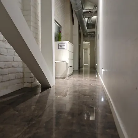 Apartamento Wilcza And By Prices Center Varsovia